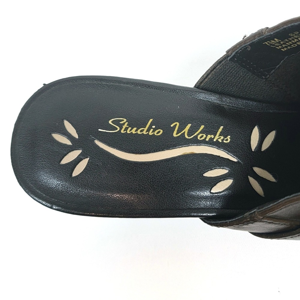 Studio Works Sparky Brown Leather Square‎ Toe Buckle Mule Heels Womens 7.5M - Picture 2 of 6